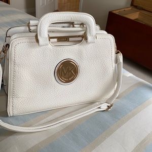 White pocketbook